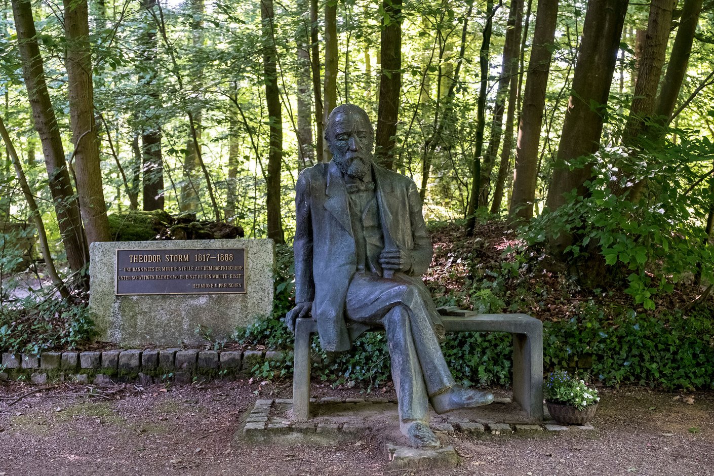 Statue Storm Hanerau-Hademarschen_2